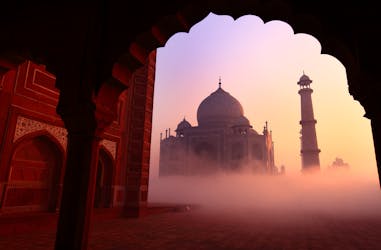 Sunrise Taj Mahal en Agra Fort privétour vanuit Delhi